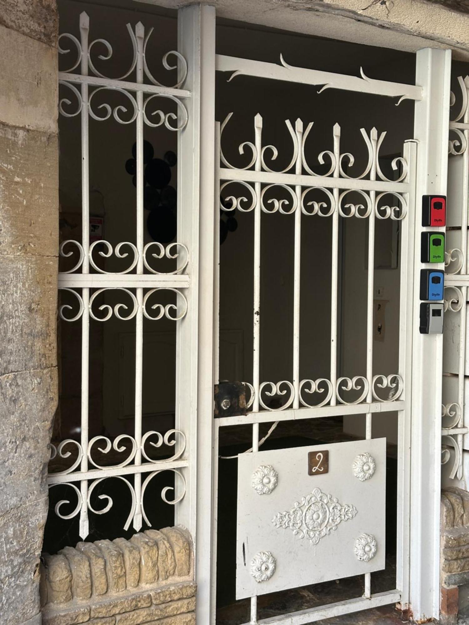 L Atelier De La Sorgue Daire LʼIsle-sur-la-Sorgue Dış mekan fotoğraf